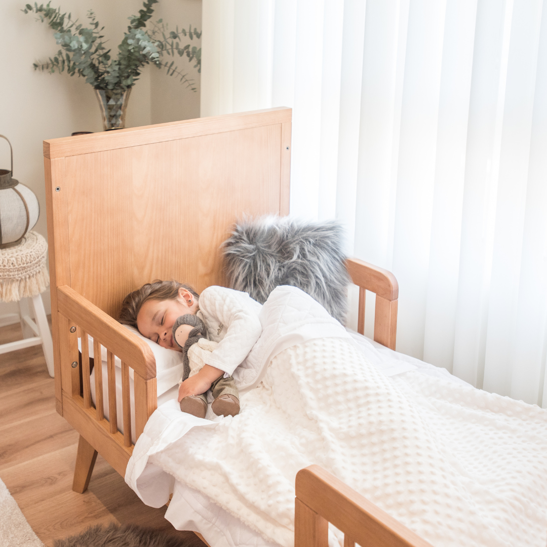 Mid-Century Crib and Conversion Kit Nursery Set in Hazelnut