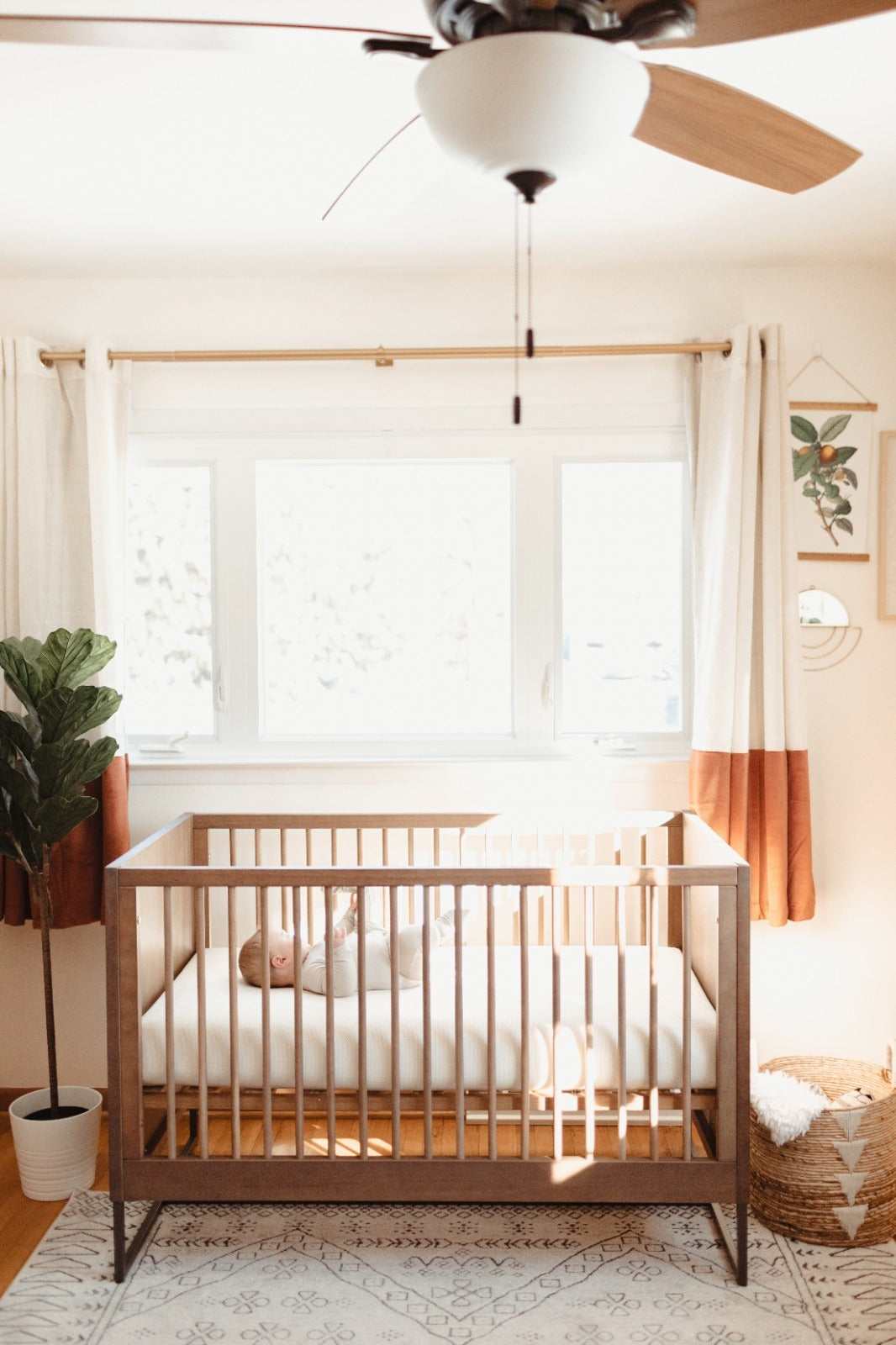 Best Nursery Lighting Ideas for Day and Night!