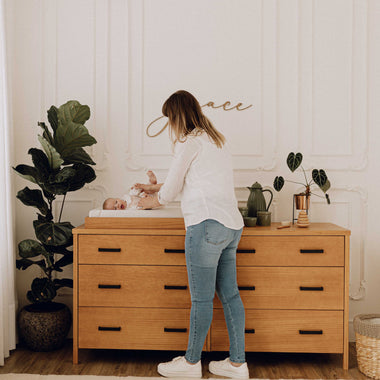 Cali 6 Drawer Dresser in Hazelnut Leather