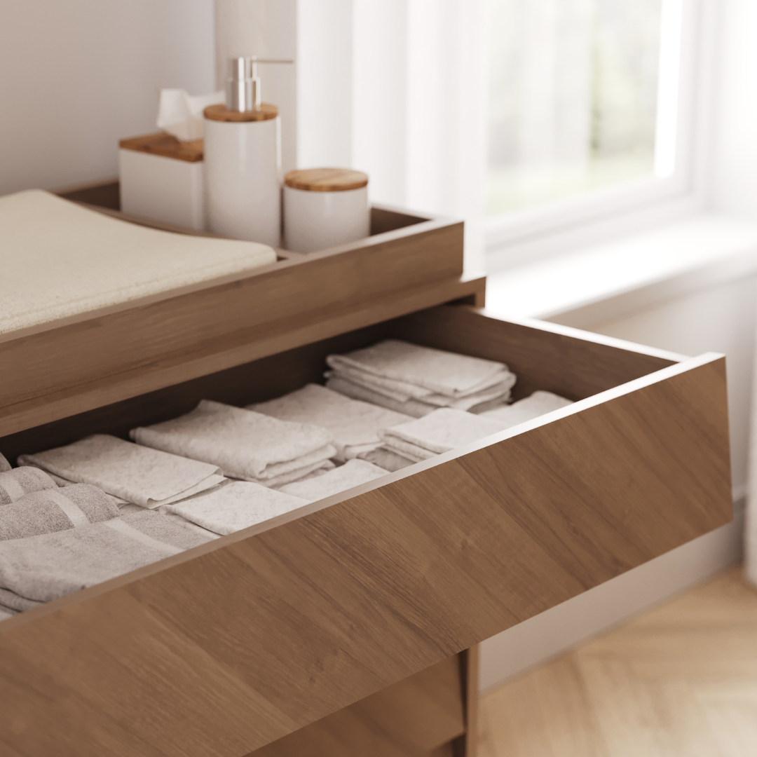 Noah Nursery Set in Walnut