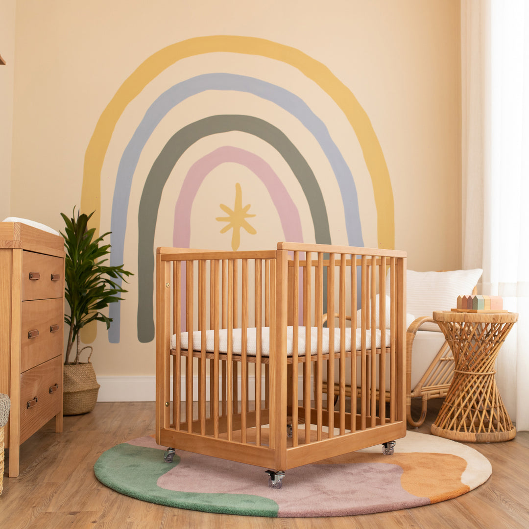 Cali Convertible Crib 4 in 1 in Hazelnut