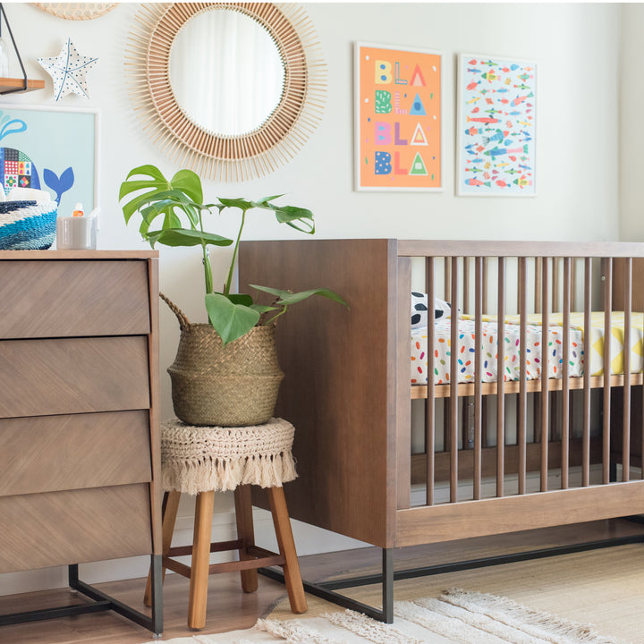 Noah Nursery Set in Walnut