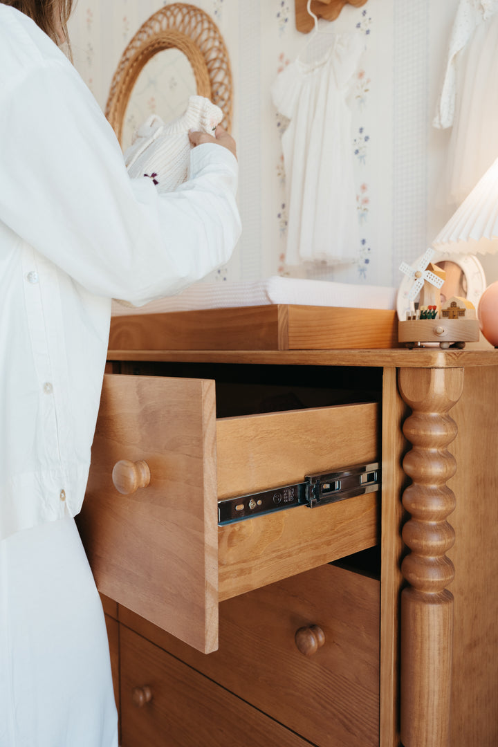 Selene 6 Drawer Dresser in Hazelnut