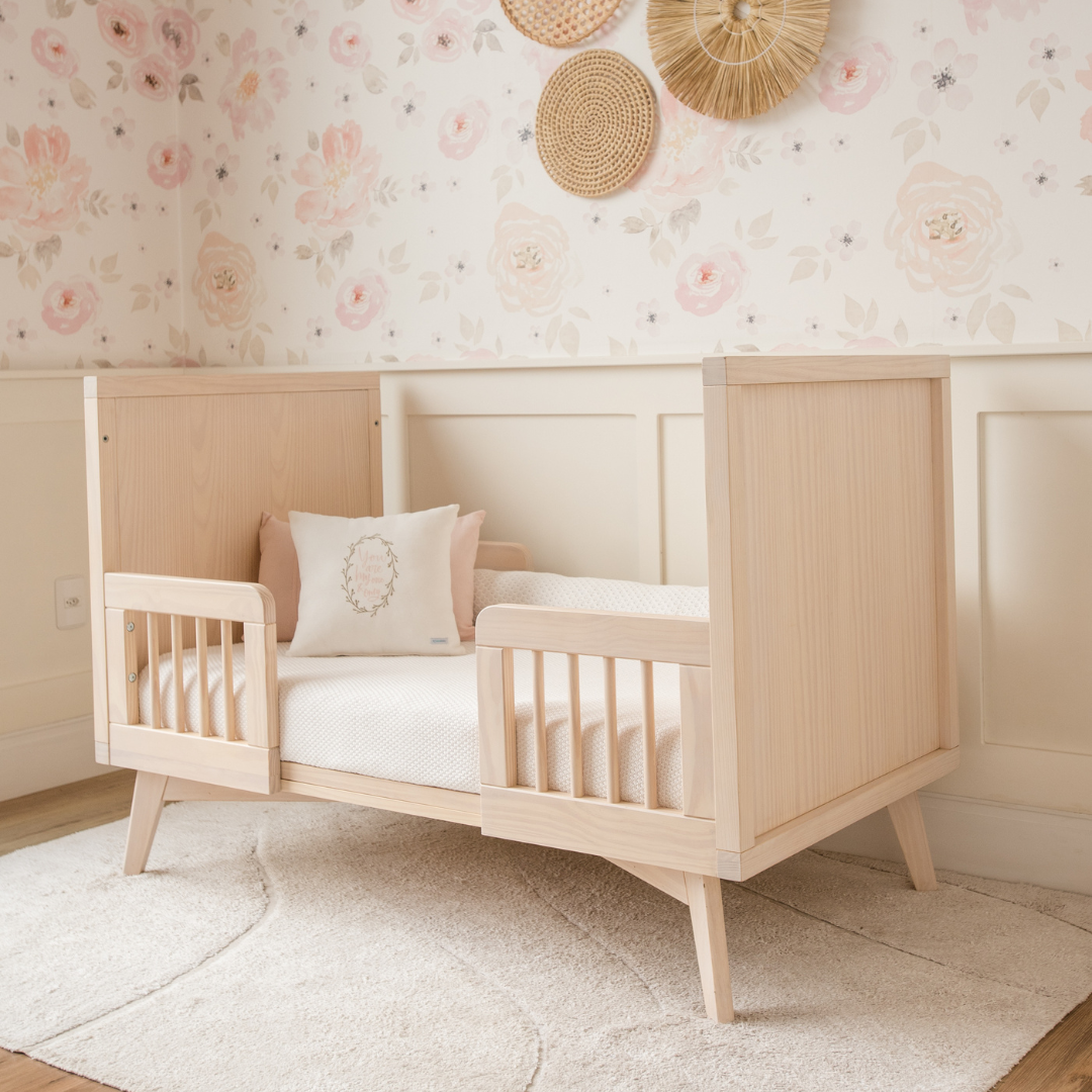 Retro Nursery Set in Natural Washed