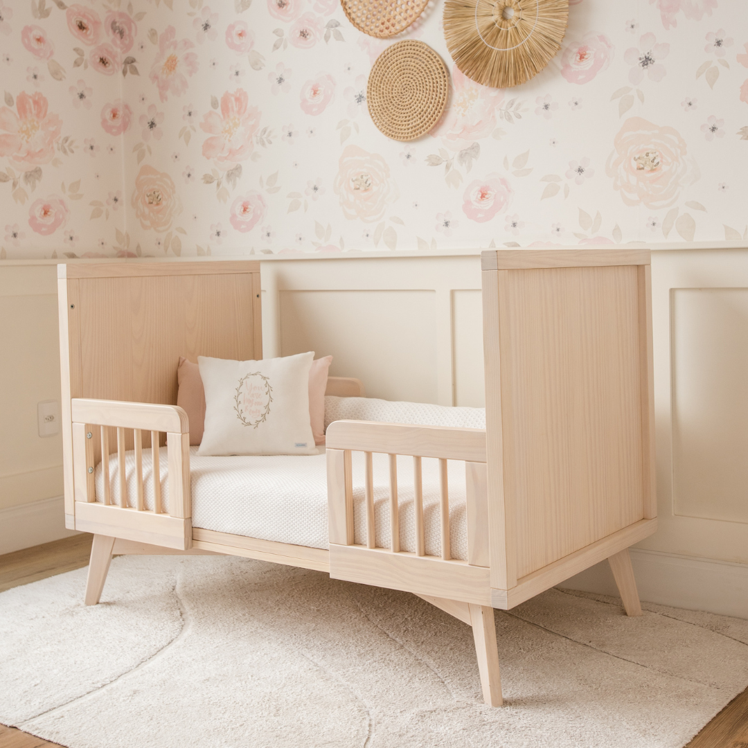 Retro Convertible Crib in Natural Washed