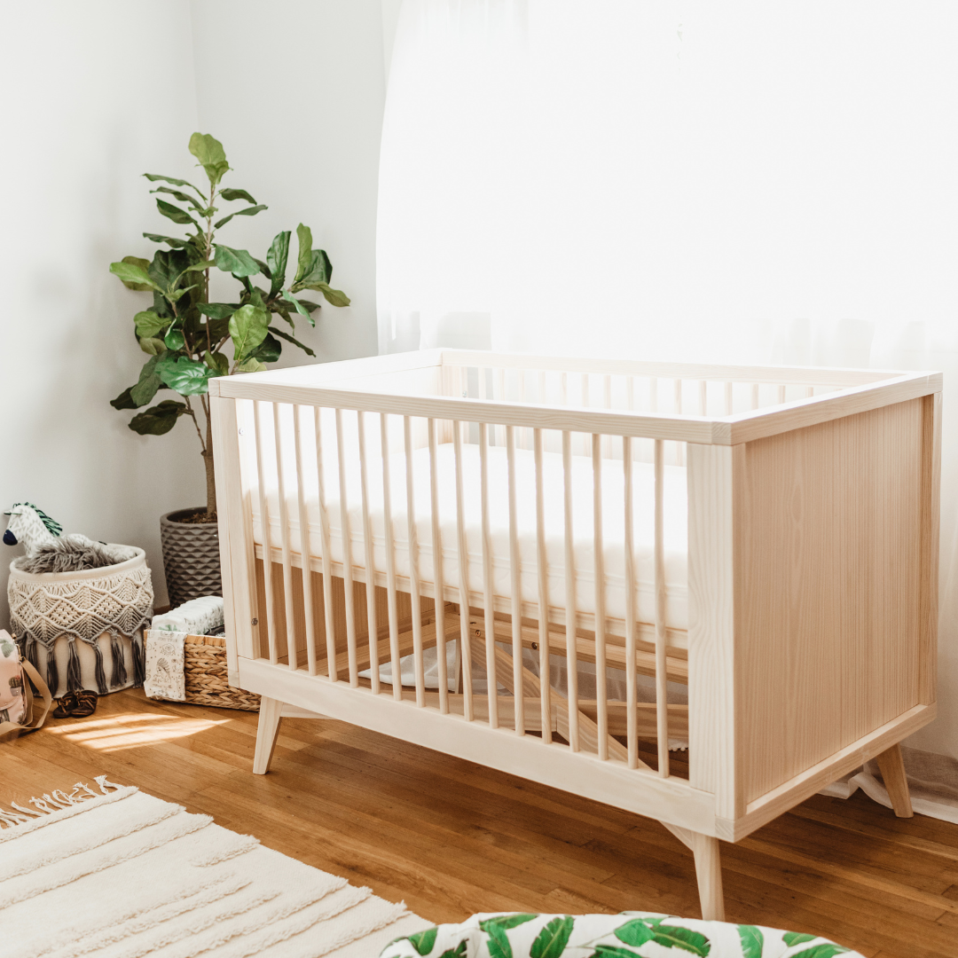 Retro Convertible Crib in Natural Washed