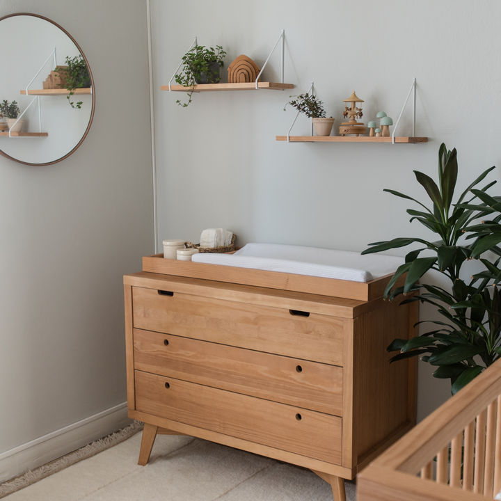 Mid-Century 3 Drawer Dresser in Hazelnut