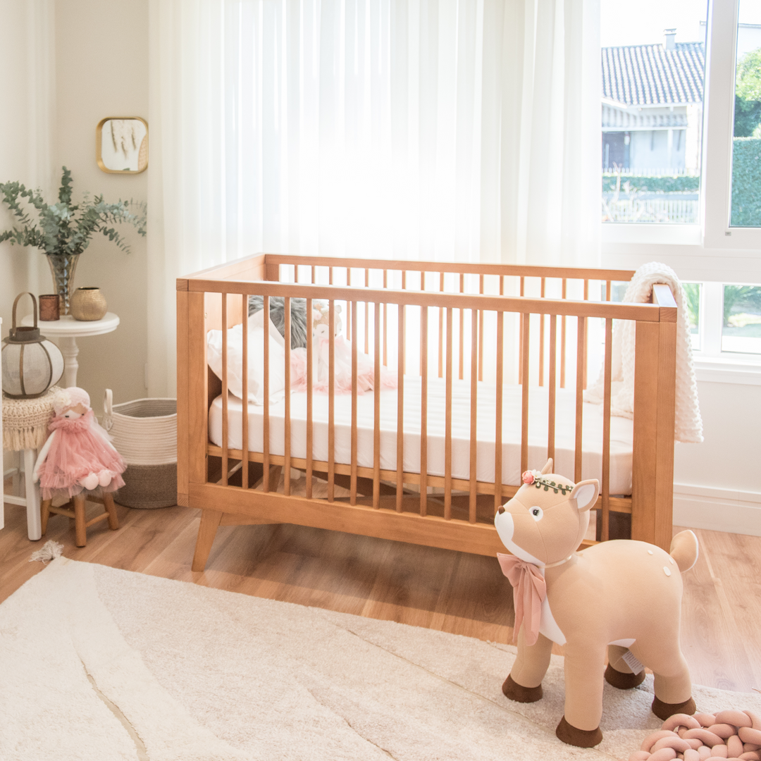 Retro Convertible Crib in Hazelnut