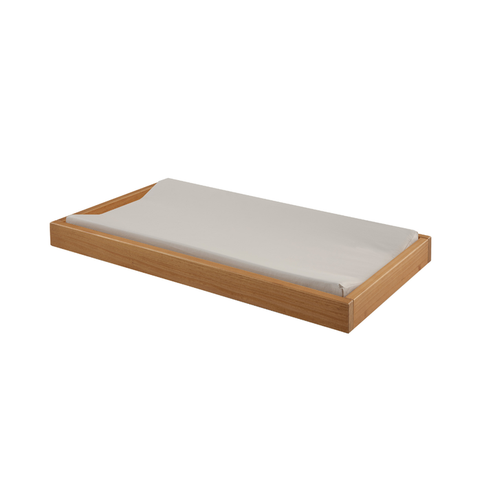 Cali Changing Tray in Hazelnut
